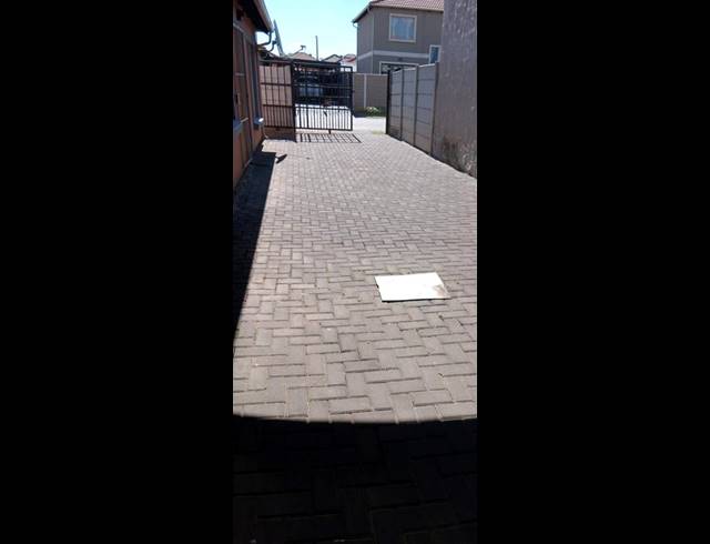 3 BEDROOM HOUSE FOR SALE IN ALBERTSDAL